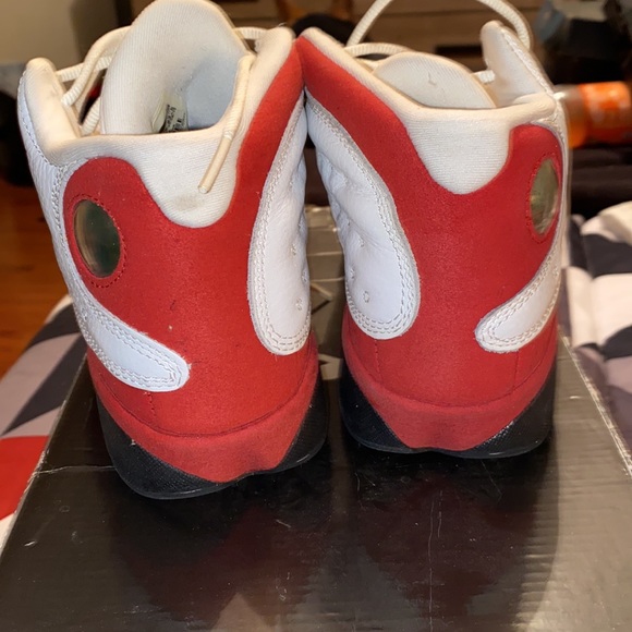 Jordan retro 13 cherries Brought a stadium goods condition eight out of 10